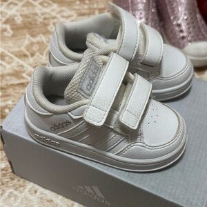 Adidas Kids Grand Court 2.0 White Sneakers 5K EUC